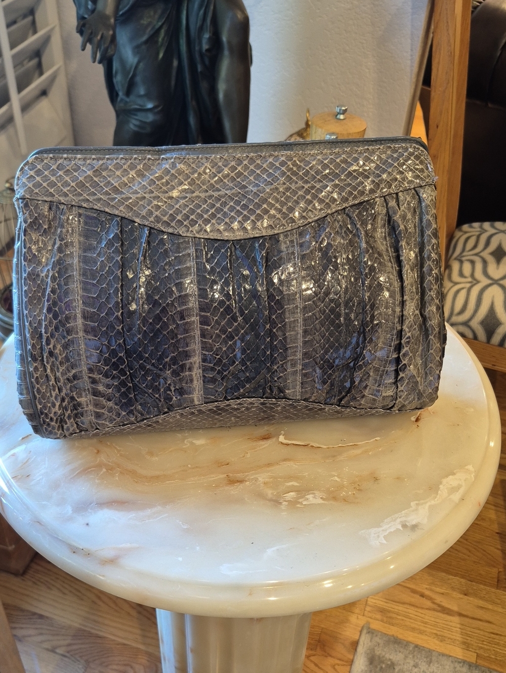 Elegant Lou Ran ORIGINAL Gray Snakeskin Clutch Handbag - Designer Style